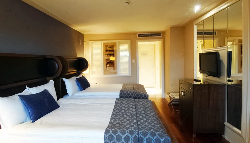 هتل تایتانیک سیتی تکسیم استانبول